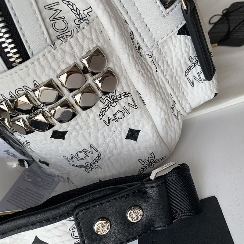 お洒落に♪ MCM リュック バックパック MMK mcw87763N級品